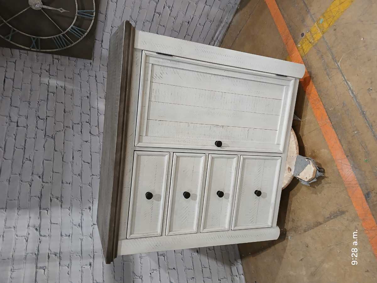 Havalance-Exclusive Door Chest - Gallery Image 6